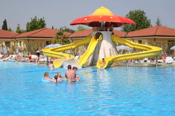 camping-bella-italia-waterglijbanen