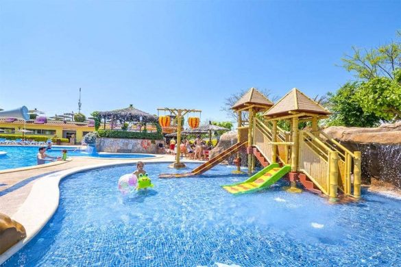 camping-la-masia-kindvriendelijke-waterspeeltuin