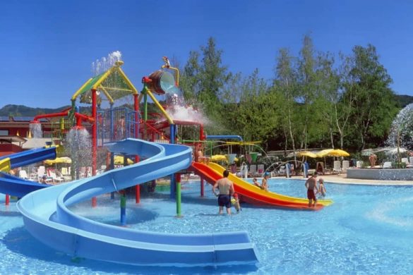 camping-village-isolino-waterglijbanen camping-village-isolino-waterglijbanen