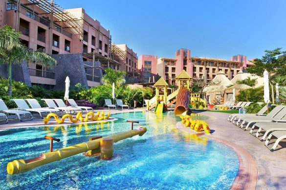 lopesan-baobab-resort-waterspeeltuin