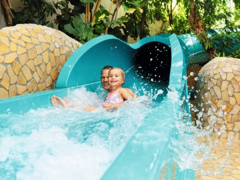 Center Parcs Trois Forets waterglijbaan