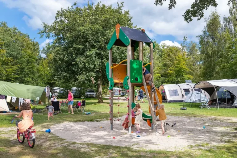 kindercamping-friesland-molecaten-park-t-hout