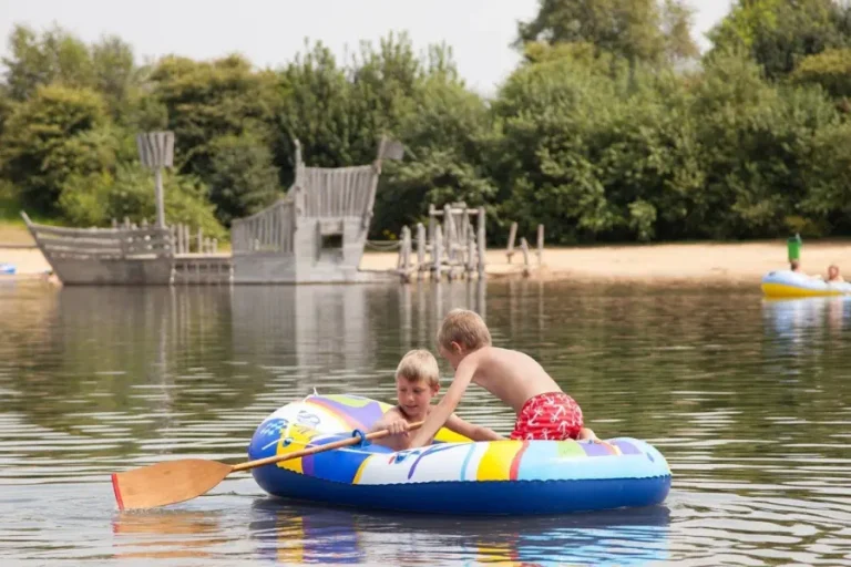 kindvriendelijke-camping-witterzomer-drenthe-zwemvijver