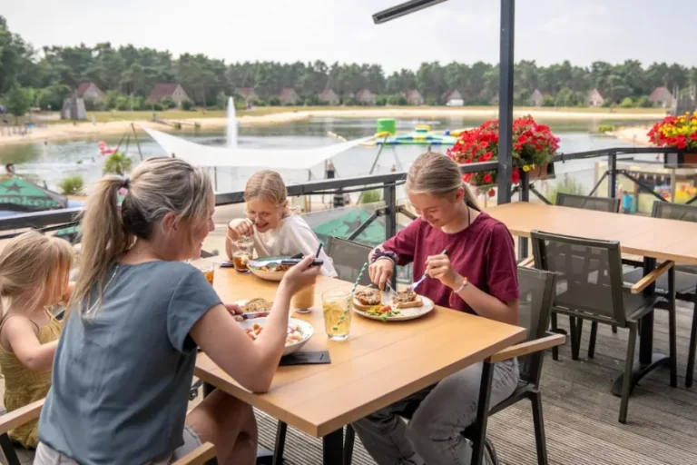 met-kinderen-naar-landal-landgoed-t-loo