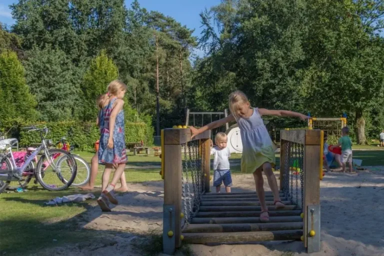 molecaten-de-leemkule-met-kinderen